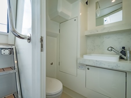 Island Spirit Yachts Island Spirit 525E Electric E-Motion