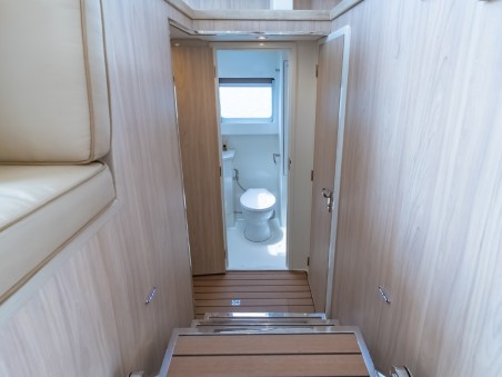 Island Spirit Yachts Island Spirit 525E Electric E-Motion