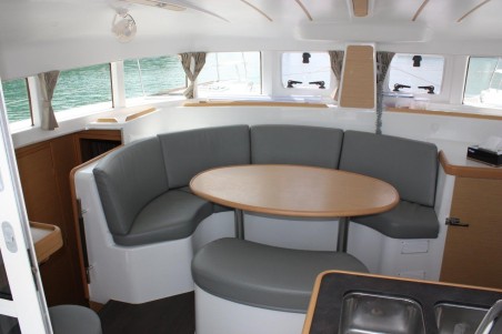Lagoon-Bénéteau Lagoon 380 - 4 + 1 cab. Amelie