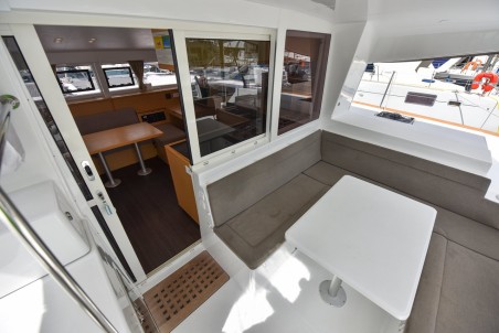 Lagoon-Bénéteau Lagoon 400 S2 - 4 + 2 cab. Emilio