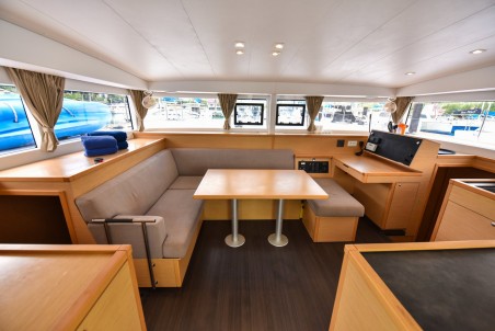 Lagoon-Bénéteau Lagoon 400 S2 - 4 + 2 cab. Emilio