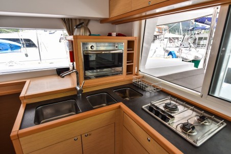 Lagoon-Bénéteau Lagoon 400 S2 - 4 + 2 cab. Emilio