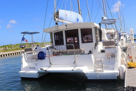 Catana Group Bali Catsmart - 4 cab. Tehani_X