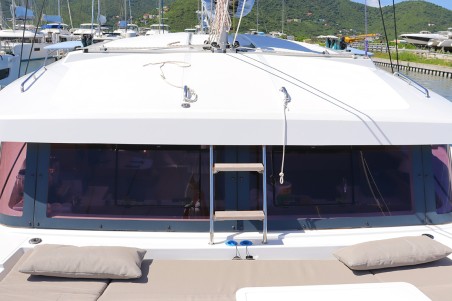 Catana Group Bali Catsmart - 4 cab. Tehani_X