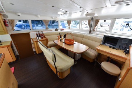Lagoon-Bénéteau Lagoon 440 - 4 + 2 cab. Mystikal