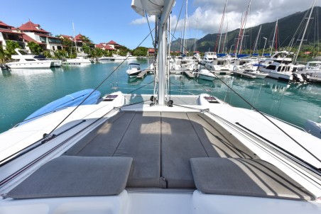 Lagoon-Bénéteau Lagoon 450 - 4 + 2 cab. Muzikal