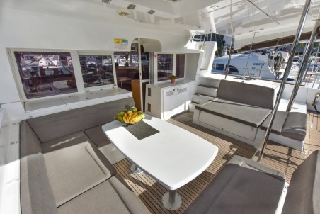 Lagoon-Bénéteau Lagoon 450 - 4 + 2 cab. Muzikal