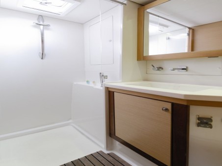 Lagoon-Bénéteau Lagoon 450 - 4 + 2 cab. Muzikal