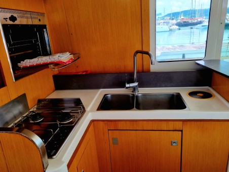 Fountaine Pajot Mahe 36 - 3 cab. Happy Eva