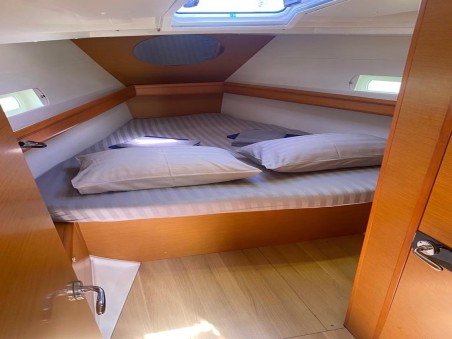 Jeanneau Sun Odyssey 409 Cavalier