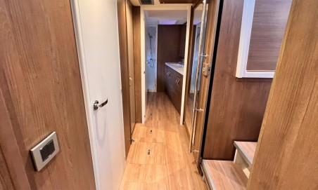 Catana Group Bali 4.8 OW - 3 + 1 cab. Honour