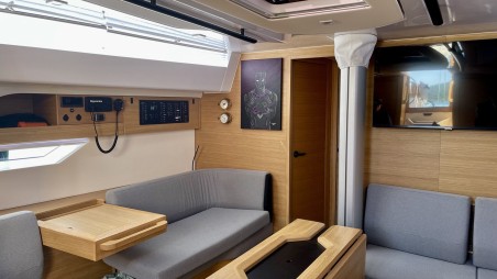 Elan Marine Elan E6 Black Panther