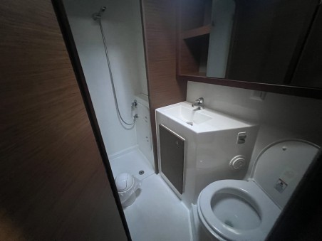 Lagoon-Bénéteau Lagoon 42 - 4 + 2 cab. Adventure