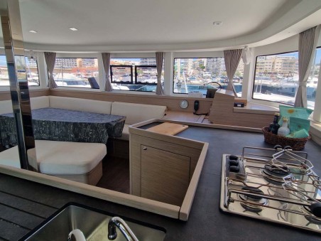 Lagoon-Bénéteau Lagoon 42 - 4 + 2 cab. Best Elli