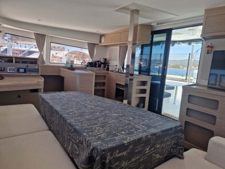 Lagoon-Bénéteau Lagoon 42 - 4 + 2 cab. Best Elli