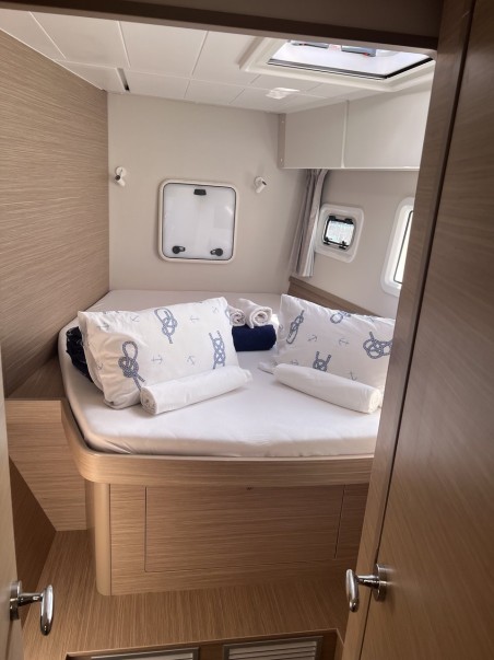 Lagoon-Bénéteau Lagoon 42 - 4 + 2 cab. Top Light