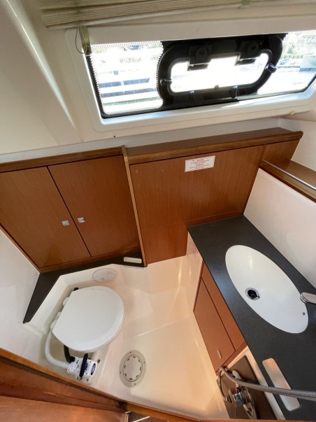 Bavaria Yachtbau Bavaria Cruiser 37 - 3 cab. Mapalimi