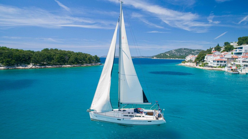 Jeanneau Sun Odyssey 42i Ema