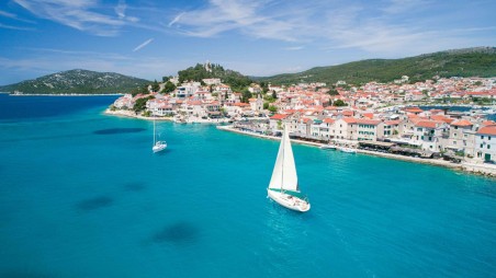 Jeanneau Sun Odyssey 42i Ema