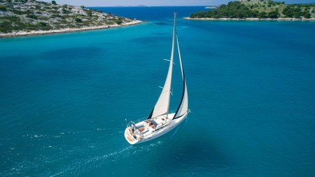 Jeanneau Sun Odyssey 42i Ema