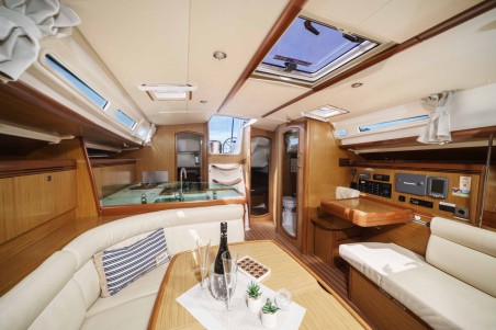 Jeanneau Sun Odyssey 42i Ema