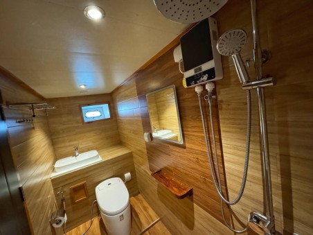 North Seven | Czarter jachtu Malediwy | Travelboat