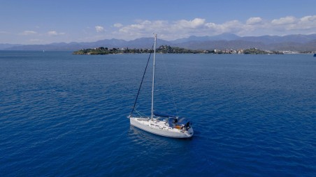 Dufour Yachts Dufour 425 GL Esen Mila