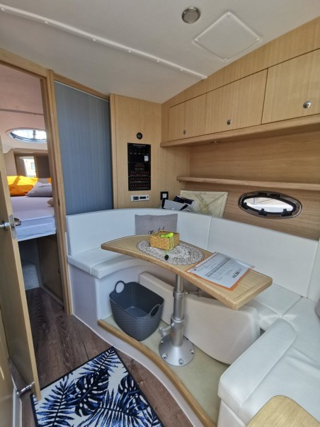 Grginić jahte Mirakul 30 Max 1