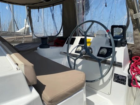 Catana Group Bali 4.1 - 4 + 2 cab. Nereida