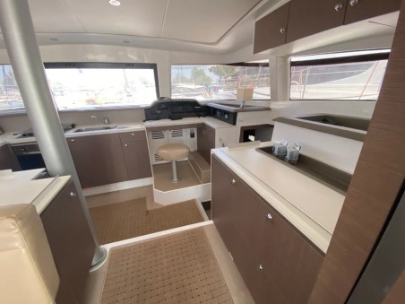 Catana Group Bali 4.1 - 4 + 2 cab. Nereida