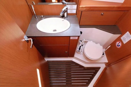 Bavaria Yachtbau Bavaria Cruiser 56 - 5 + 1 cab. Star Romeo