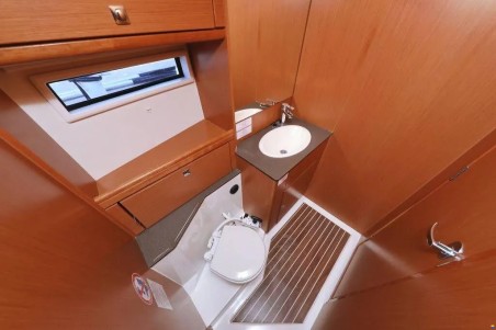 Bavaria Yachtbau Bavaria Cruiser 56 - 5 + 1 cab. Star Romeo