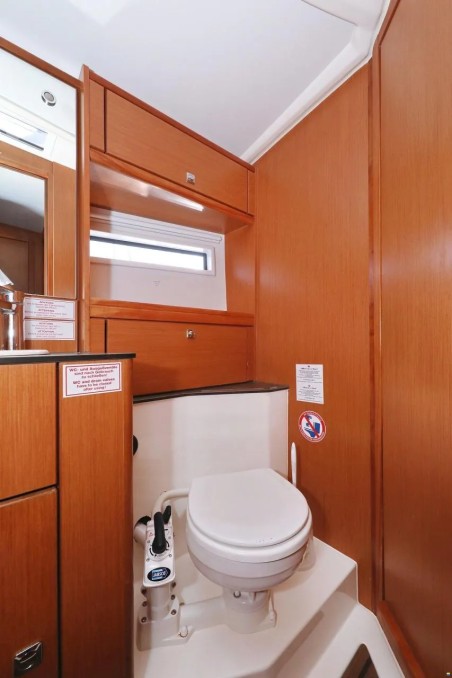 Bavaria Yachtbau Bavaria Cruiser 56 - 5 + 1 cab. Star Romeo