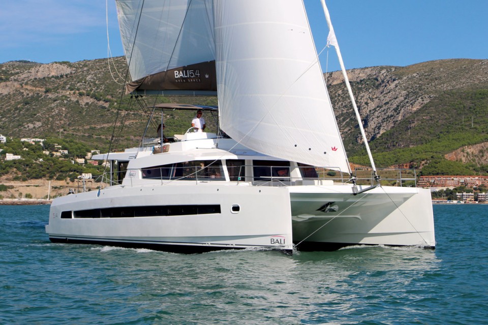 Catana Group Bali 5.4 - 5 + 2 cab Joža