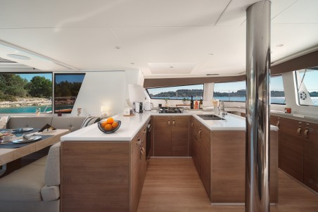 Catana Group Bali 5.4 - 5 + 2 cab Joža