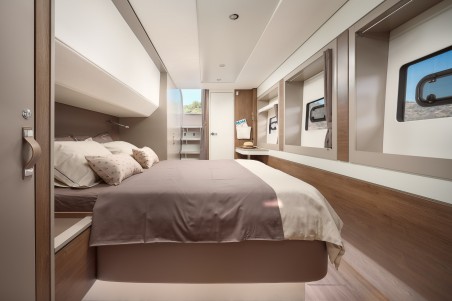 Catana Group Bali 5.4 - 5 + 2 cab Joža