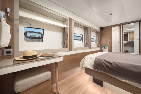 Catana Group Bali 5.4 - 5 + 2 cab Joža