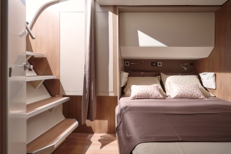 Catana Group Bali 5.4 - 5 + 2 cab Joža