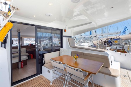 Lagoon 42 | Czarter jachtu Grecja | Travelboat