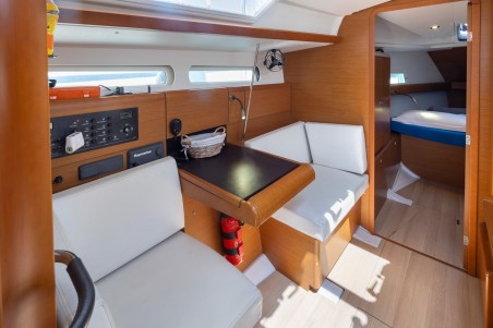 Jeanneau Sun Odyssey 419 - 3 cab. Nirikos