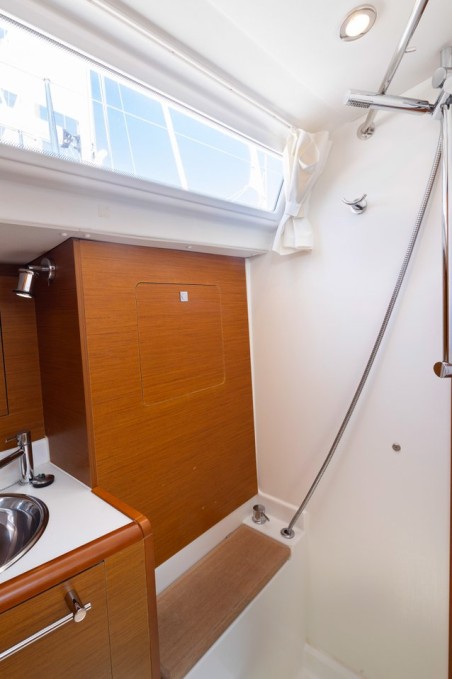 Jeanneau Sun Odyssey 419 - 3 cab. Nirikos