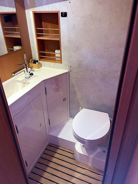 Bavaria Yachtbau Bavaria C42 Coco