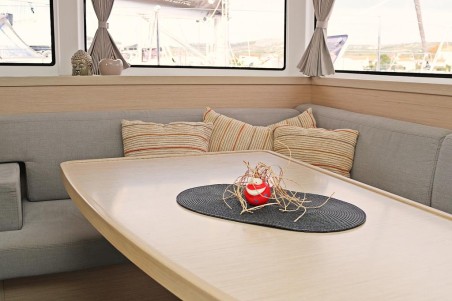 Lagoon 42 | Czarter jachtu Chorwacja | Travelboat