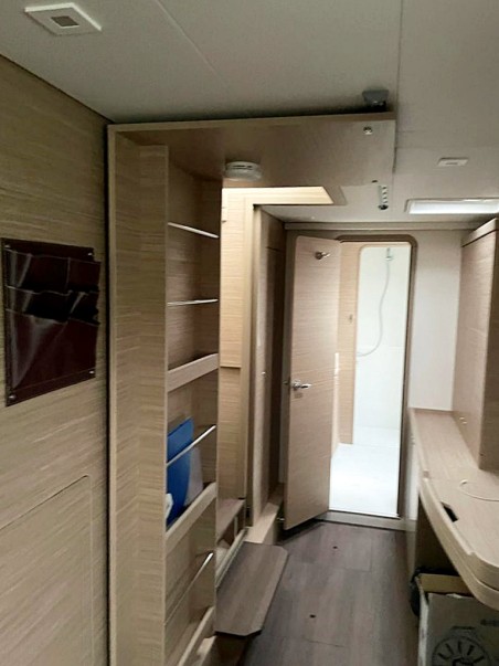 Lagoon-Bénéteau Lagoon 42 OW Sailing Breeze