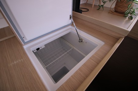 Lagoon-Bénéteau Lagoon 42 OW Sailing Breeze