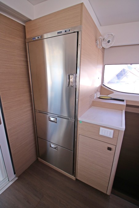 Lagoon-Bénéteau Lagoon 43 - 3 + 2 cab. Solution