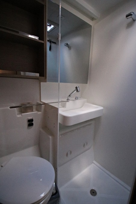 Lagoon-Bénéteau Lagoon 43 - 3 + 2 cab. Solution