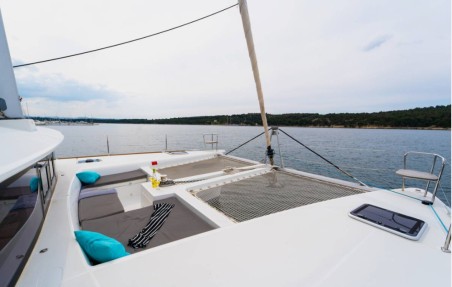 Lagoon-Bénéteau Lagoon 450 F - 4 + 2 cab. Julius Cesar III