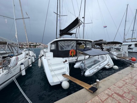 Lagoon-Bénéteau Lagoon 450 F - 4 + 2 cab. Julius Cesar III