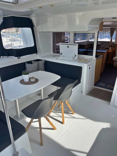 Lagoon-Bénéteau Lagoon 450 F - 4 + 2 cab. Julius Cesar III